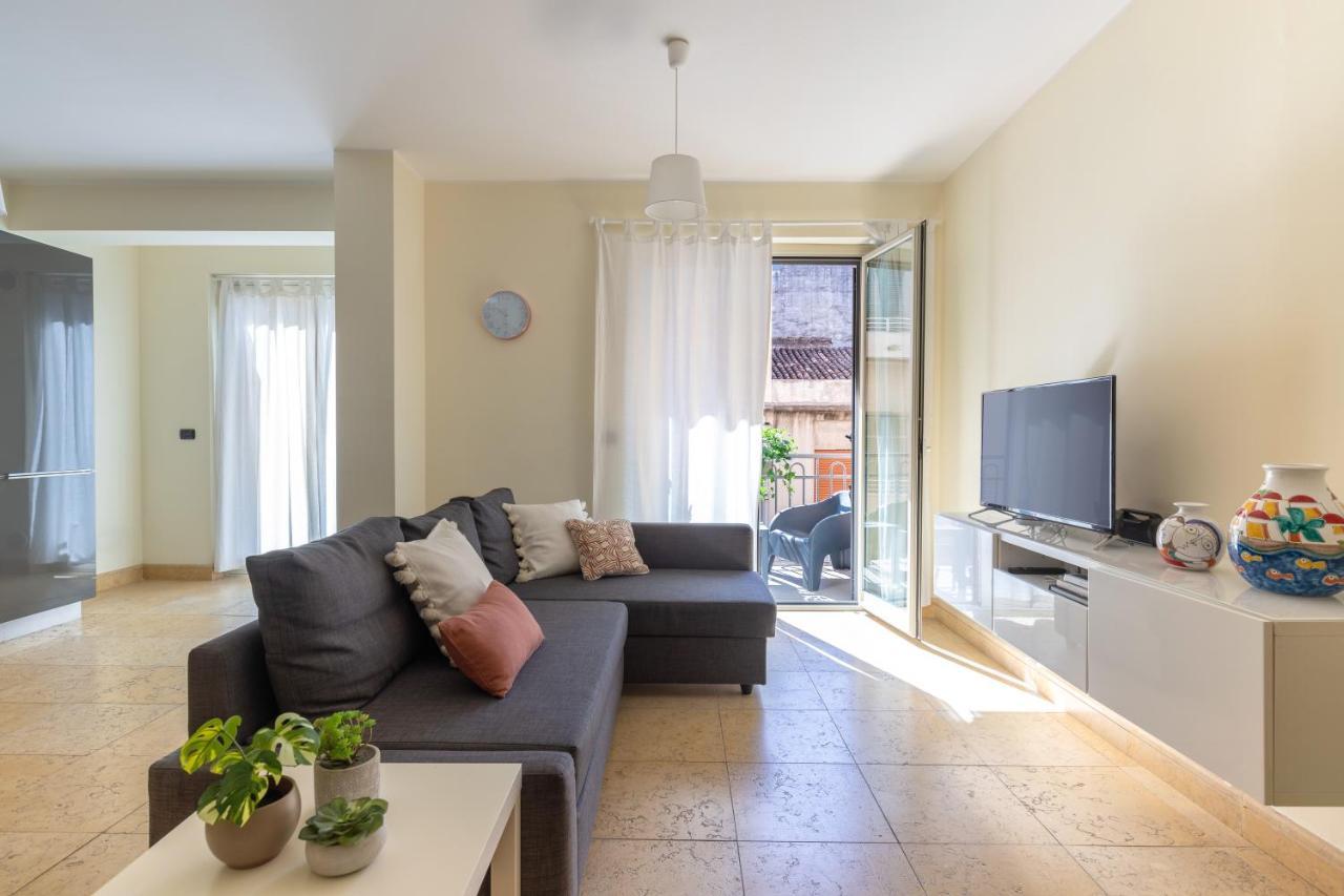 Relax Apartment Inn Катанія Екстер'єр фото