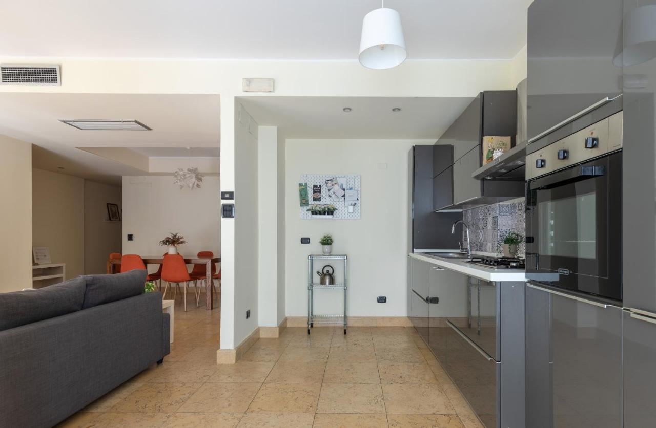 Relax Apartment Inn Катанія Екстер'єр фото