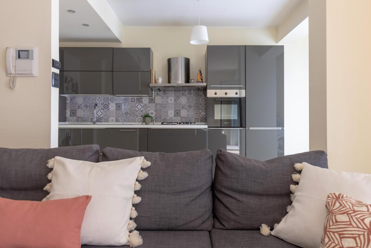 Relax Apartment Inn Катанія Екстер'єр фото